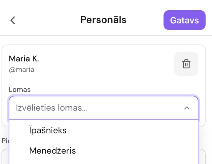 Lomu izvēle: izvēles rūtiņas katrai lomai, var atlasīt vairākas vienlaikus